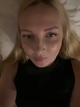 Snapshot of Aleksandrakis chatting on 14, 10, 2025 Aleksandrakis online show from 14, 10, 2025