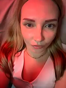 Snapshot of Aleksandrakis chatting on 29, 10, 2025 Aleksandrakis online show from 29, 10, 2025