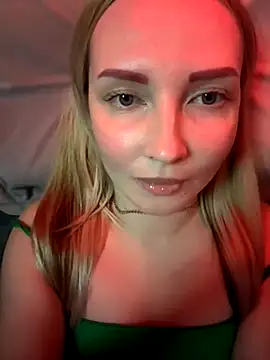 Snapshot of Aleksandrakis chatting on 31, 10, 2025 Aleksandrakis online show from 31, 10, 2025