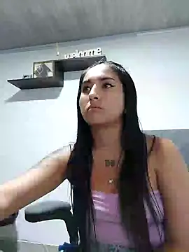 Snapshot of luna_asss chatting on 8, 2, 2025 luna asss online show from 8, 2, 2025