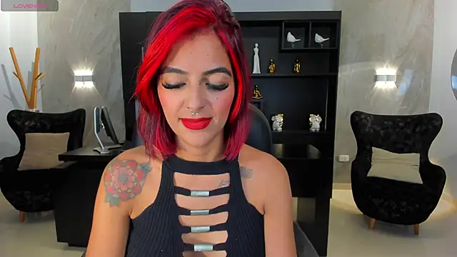 VictoriaMilan  online show from 27, 1, 2025