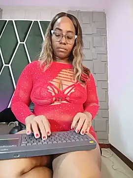 AmbarthSmiith2 online show from 16, 6, 2026