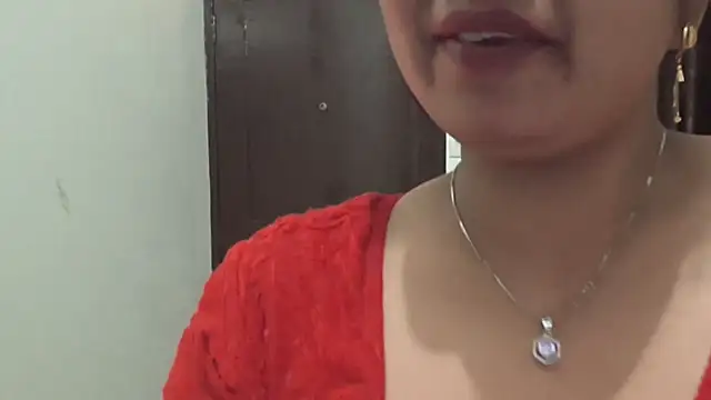 Snapshot of Gulaboo_bhabi chatting on 15, 1, 2025 Gulaboo bhabi online show from 15, 1, 2025