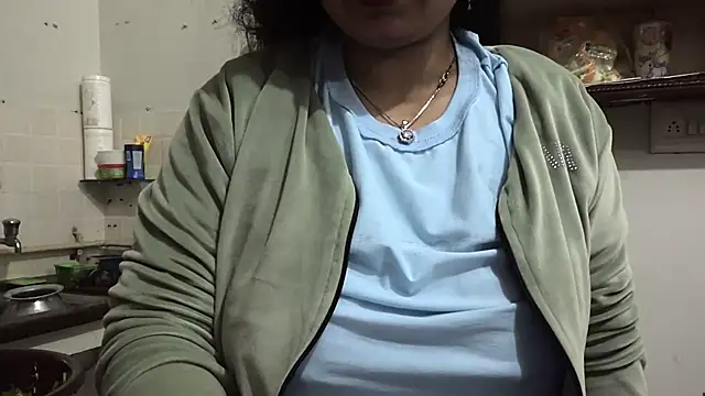 Snapshot of Gulaboo_bhabi chatting on 19, 1, 2025 Gulaboo bhabi online show from 19, 1, 2025