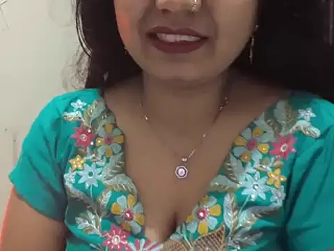 Snapshot of Gulaboo_bhabi chatting on 20, 1, 2025 Gulaboo bhabi online show from 20, 1, 2025
