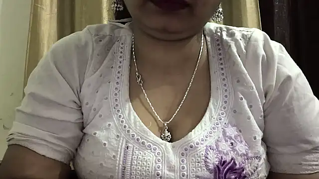 Snapshot of Gulaboo_bhabi chatting on 15, 2, 2025 Gulaboo bhabi online show from 15, 2, 2025
