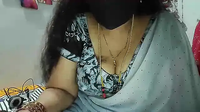 Rani Darling 99 online show from 4, 10, 2025