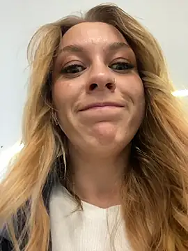 Sweet   Emily online show from 6, 10, 2025