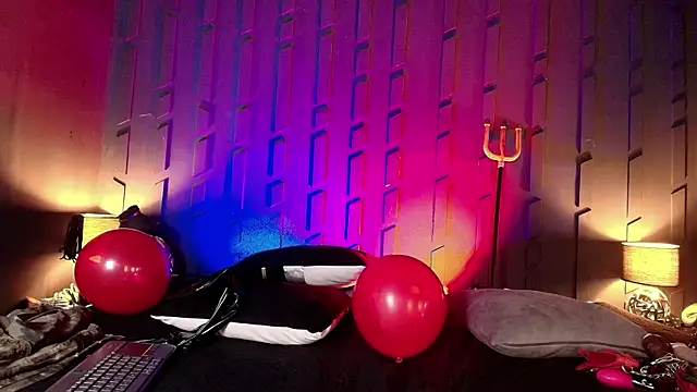 MorganaCrowley online show from 17, 2, 2025