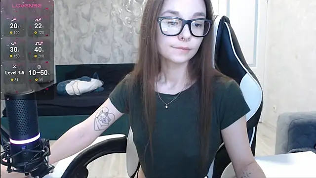 Snapshot of Amarieni chatting on 6, 2, 2025 Amarieni online show from 6, 2, 2025