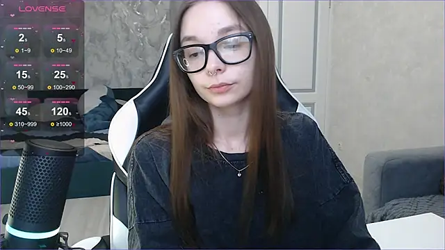 Snapshot of Amarieni chatting on 27, 2, 2025 Amarieni online show from 27, 2, 2025