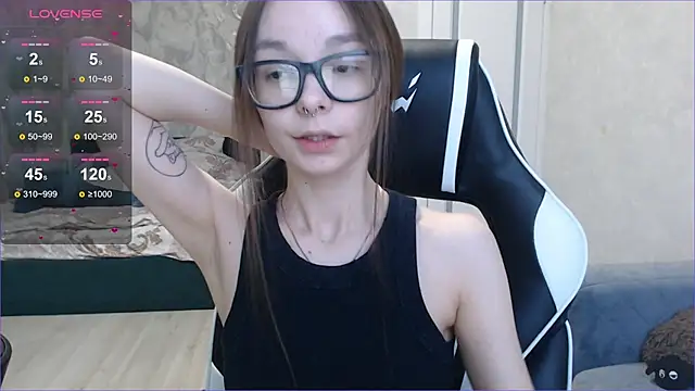 Snapshot of Amarieni chatting on 18, 3, 2025 Amarieni online show from 18, 3, 2025