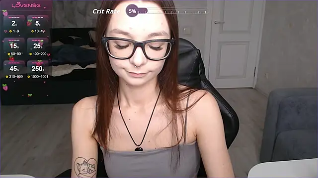 Snapshot of Amarieni chatting on 13, 9, 2025 Amarieni online show from 13, 9, 2025