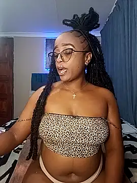 Queen-Chocolate online show from 21, 11, 2025