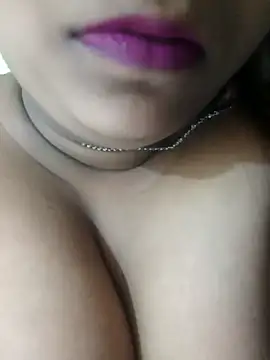 SEXY MAYA   online show from 2, 1, 2025