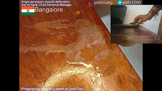 Snapshot of KingCobraClassy chatting on 9, 10, 2025 KingCobraClassy online show from 9, 10, 2025