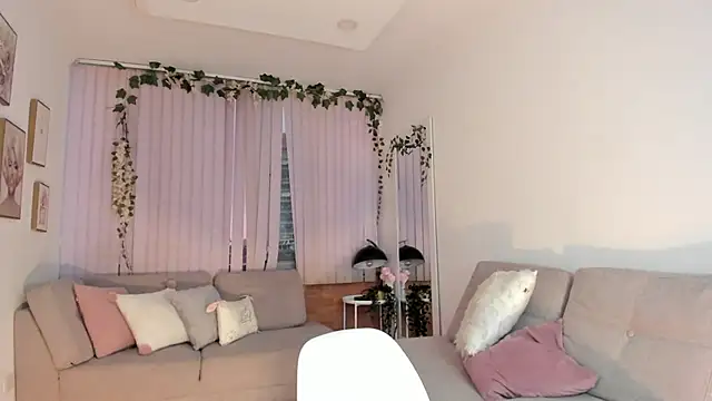 Bella ev online show from 27, 12, 2024
