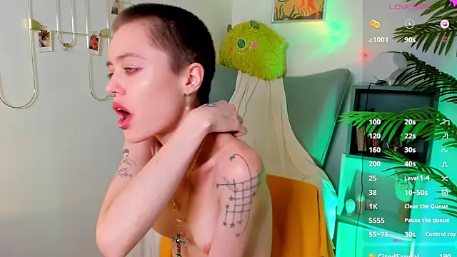 PamelaYong online show from 25, 1, 2025