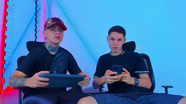 HOT boy2025 online show from 1, 11, 2025