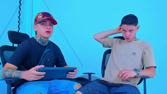 HOT boy2025 online show from 5, 11, 2025