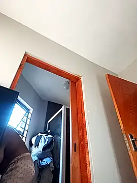 Snapshot of Mayo01_ chatting on 22, 10, 2025 Mayo01  online show from 22, 10, 2025