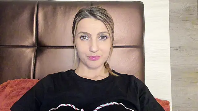 Snapshot of Adda_bentos chatting on 14, 3, 2025 Adda bentos online show from 14, 3, 2025