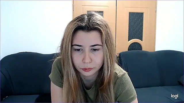 VioletaFlower7 online show from 16, 12, 2024
