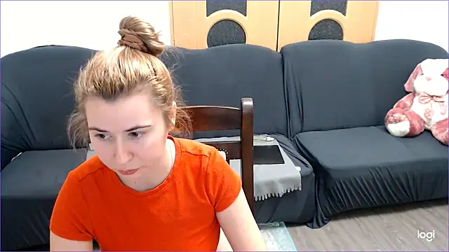 VioletaFlower7 online show from 19, 1, 2025