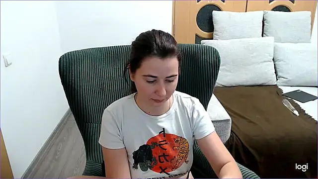 VioletaFlower7 online show from 12, 11, 2025