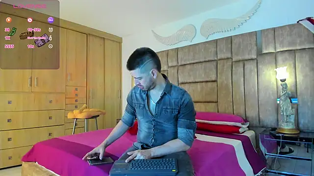 Snapshot of petterwilly1 chatting on 17, 12, 2024 petterwilly1 online show from 17, 12, 2024