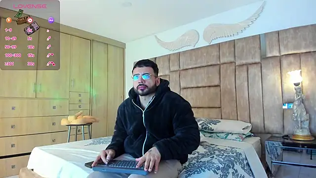 Snapshot of petterwilly1 chatting on 7, 3, 2025 petterwilly1 online show from 7, 3, 2025