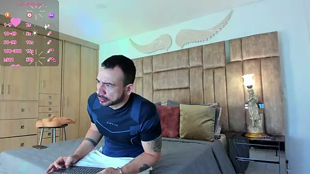 Snapshot of petterwilly1 chatting on 21, 10, 2025 petterwilly1 online show from 21, 10, 2025