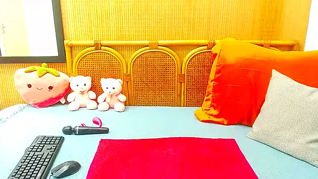 Snapshot of HugeMassiveBooty chatting on 17, 2, 2025 HugeMassiveBooty online show from 17, 2, 2025