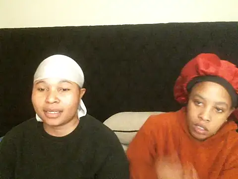 R-thequeen online show from 26, 9, 2025