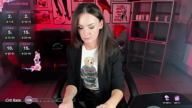 JacquiKim online show from 4, 12, 2024