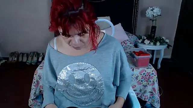 Snapshot of VioletaaaSlave chatting on 6, 3, 2026 VioletaaaSlave online show from 6, 3, 2026