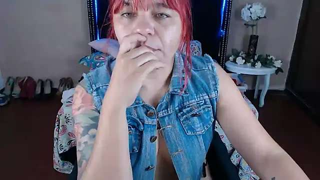 Snapshot of VioletaaaSlave chatting on 3, 4, 2026 VioletaaaSlave online show from 3, 4, 2026