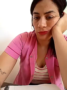 XGabrielaXX online show from 28, 1, 2025