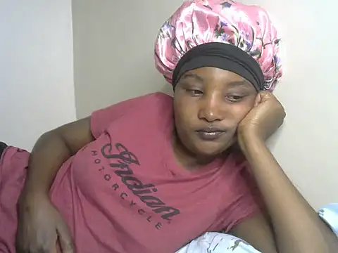 Snapshot of StacyGee24 chatting on 4, 12, 2025 StacyGee24 online show from 4, 12, 2025