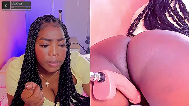 Snapshot of zoeethompson_cm chatting on 10, 3, 2026 zoeethompson cm online show from 10, 3, 2026