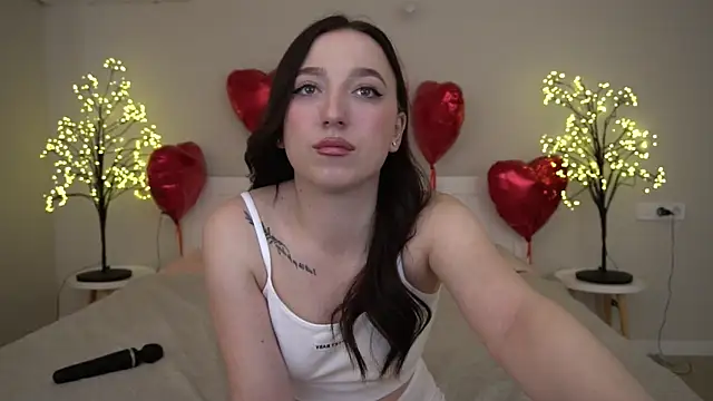 MonAmourrrR online show from 20, 2, 2025
