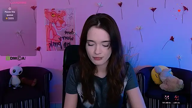 liana kisses online show from 25, 5, 2026