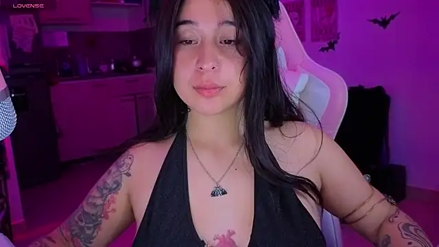 Snapshot of FernandaOrtegaaa chatting on 21, 10, 2025 FernandaOrtegaaa online show from 21, 10, 2025