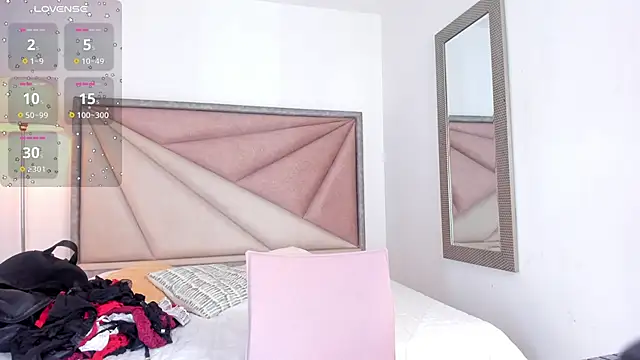 BarbaraKnox  online show from 13, 9, 2025