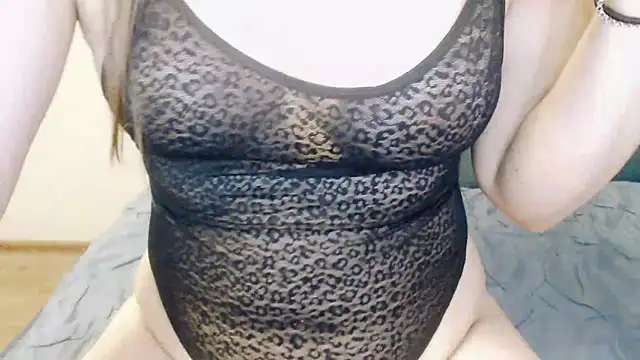 Snapshot of AliseSexyDoll777 chatting on 7, 12, 2024 AliseSexyDoll777 online show from 7, 12, 2024