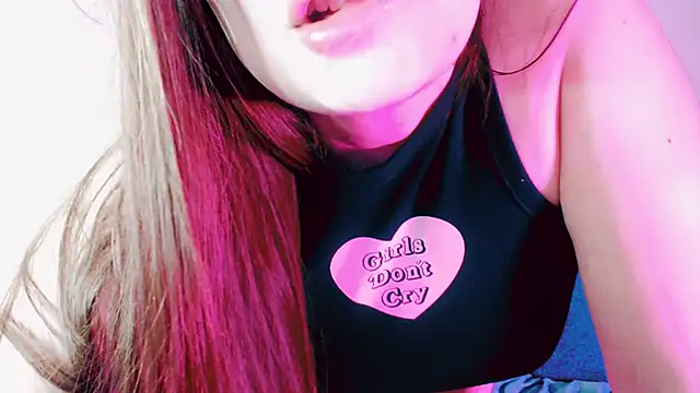 Snapshot of AliseSexyDoll777 chatting on 10, 12, 2024 AliseSexyDoll777 online show from 10, 12, 2024