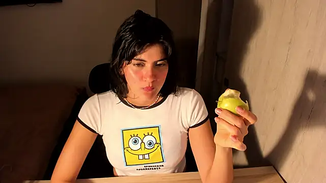 misstoya online show from 11, 5, 2026