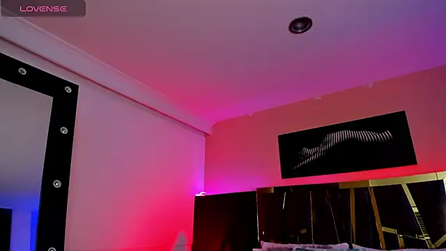 ChloeConnorr online show from 22, 11, 2025