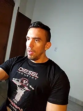 Snapshot of jhay-crux chatting on 7, 3, 2026 jhay-crux online show from 7, 3, 2026