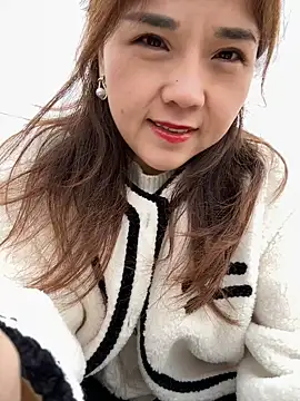 Efangfang online show from 3, 12, 2024